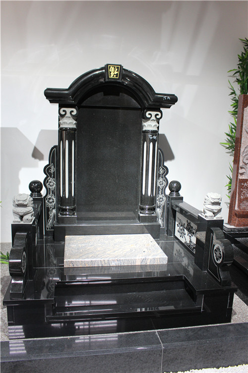 传统山西黑墓碑造型