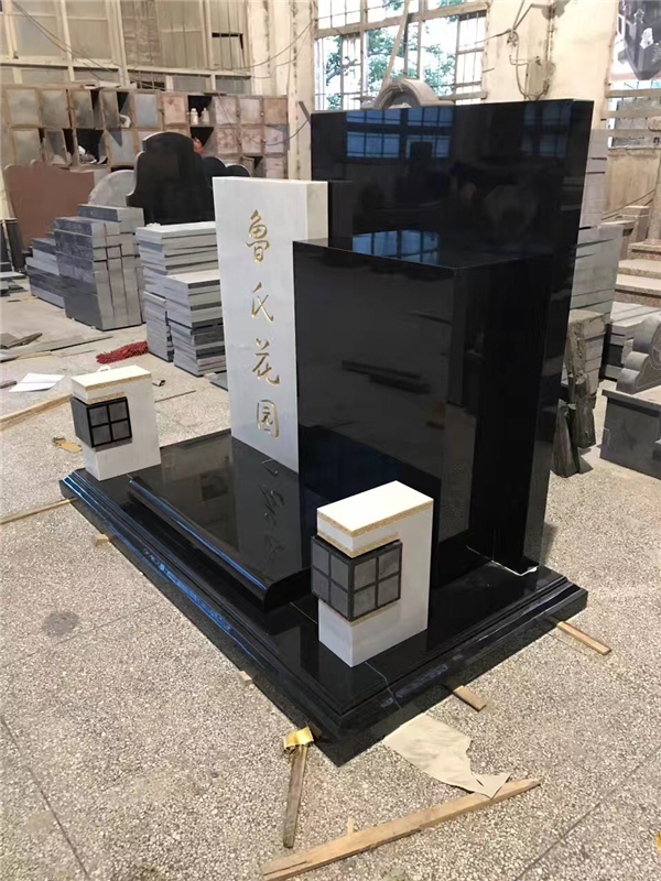 石雕墓碑