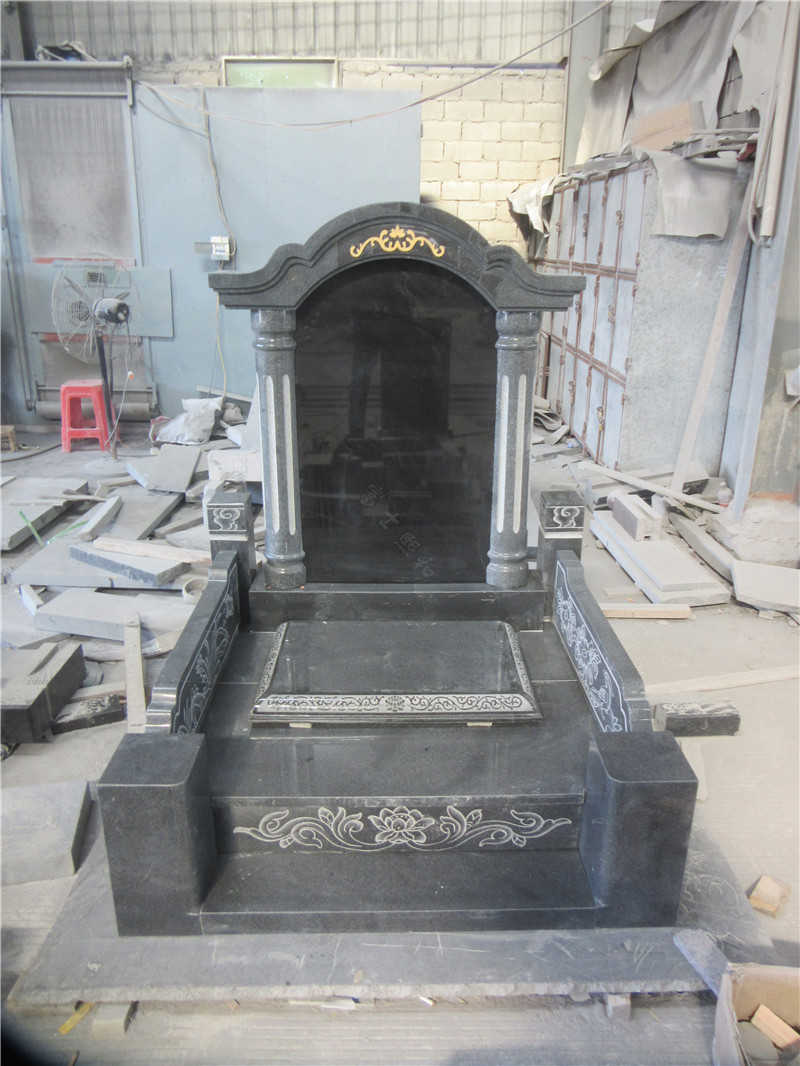 花岗岩石雕墓碑